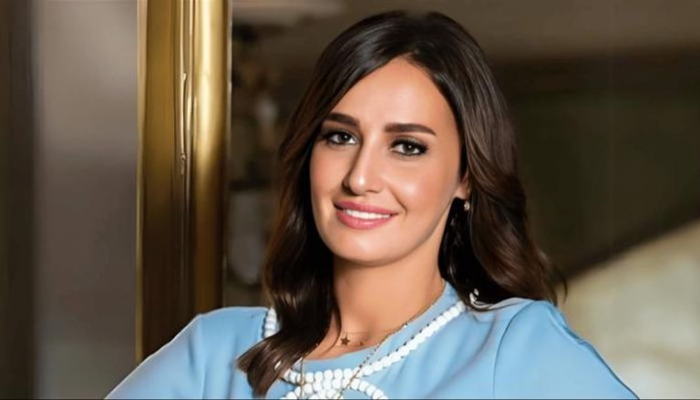 تاريخ الارتداء والخلع في حياتها.. حلا شيحة تظهر وهى ترتدي الحجاب مرة أخرى